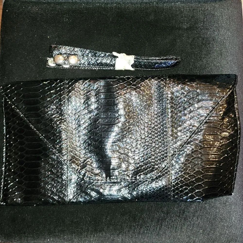 Black Clutch